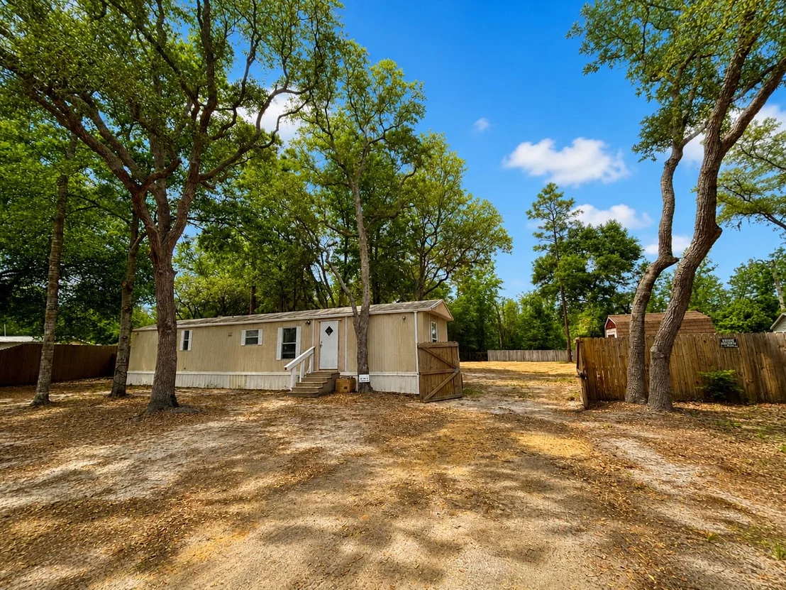 Photo of 1143 4Th Circle