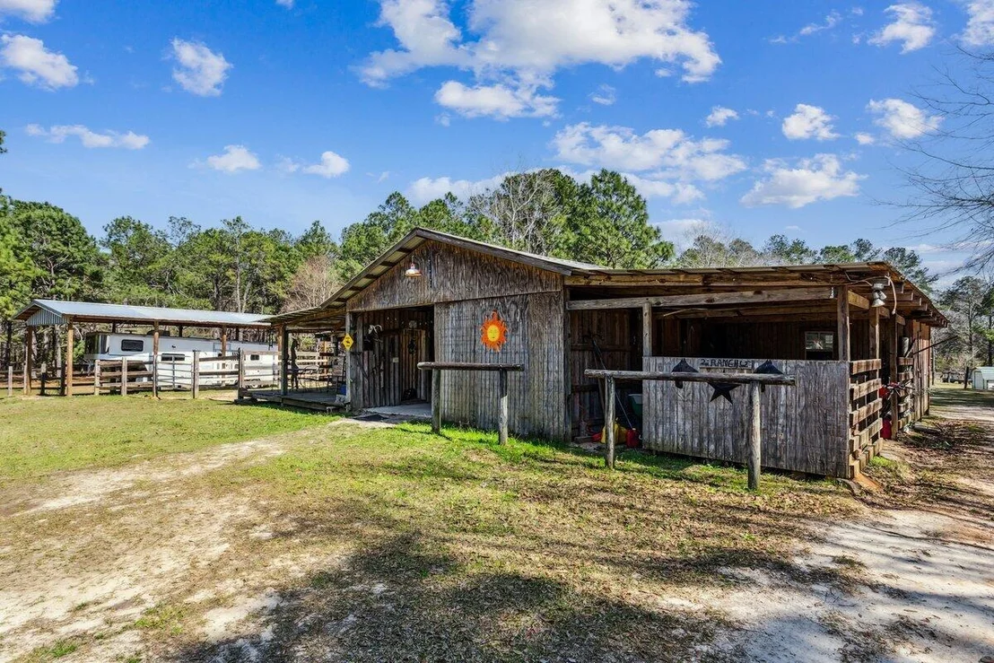 Photo of 1471 Hwy C 180