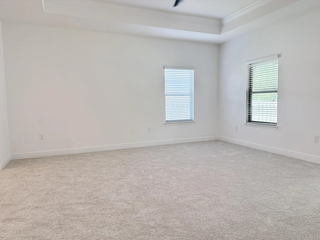 Photo of 379 Whitman Way