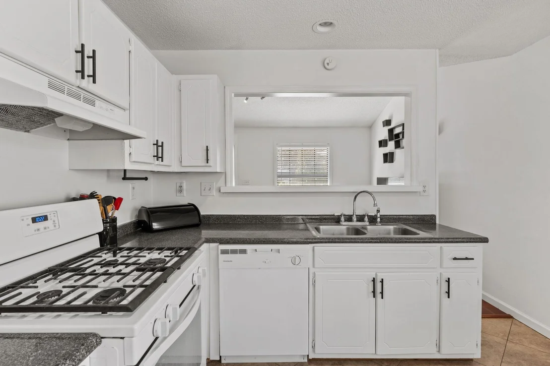 Photo of 149 Oak Terrace Drive