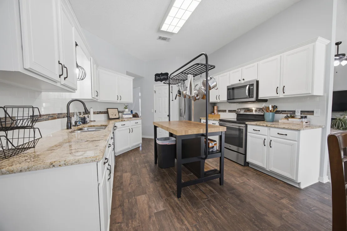 Photo of 7367 Brevard Street