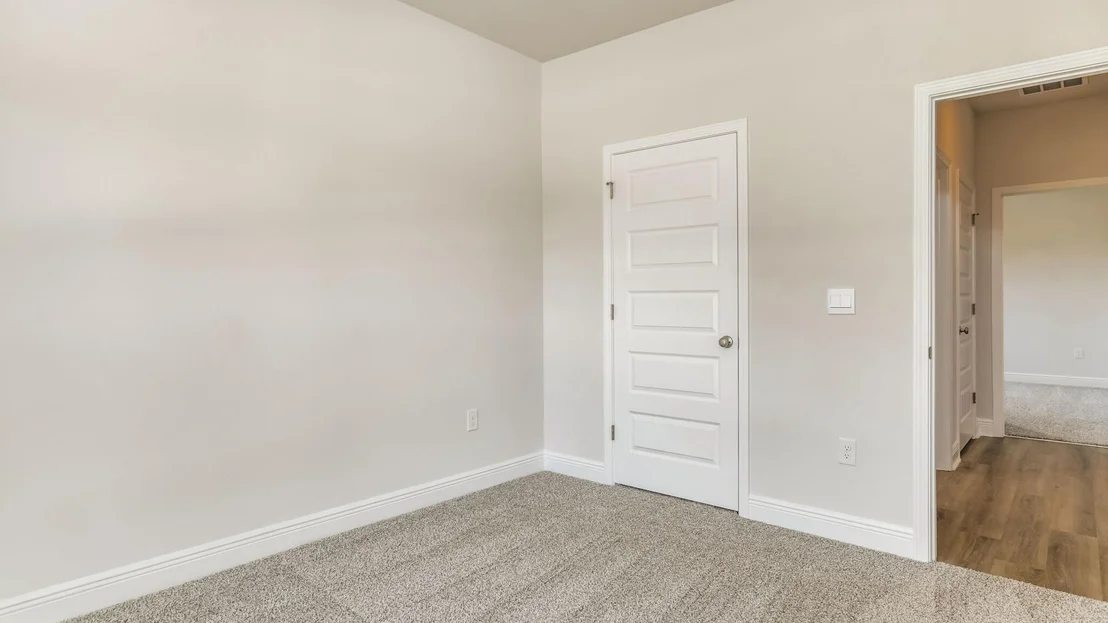 Photo of 5727 Dearing Street