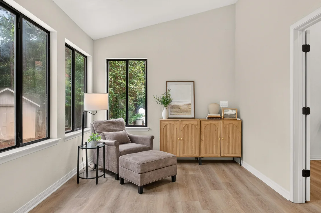 Photo of 1307 Windward Circle
