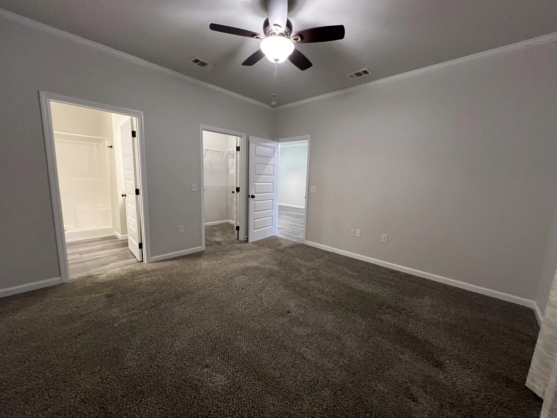 Photo of 2619 Victoria Place