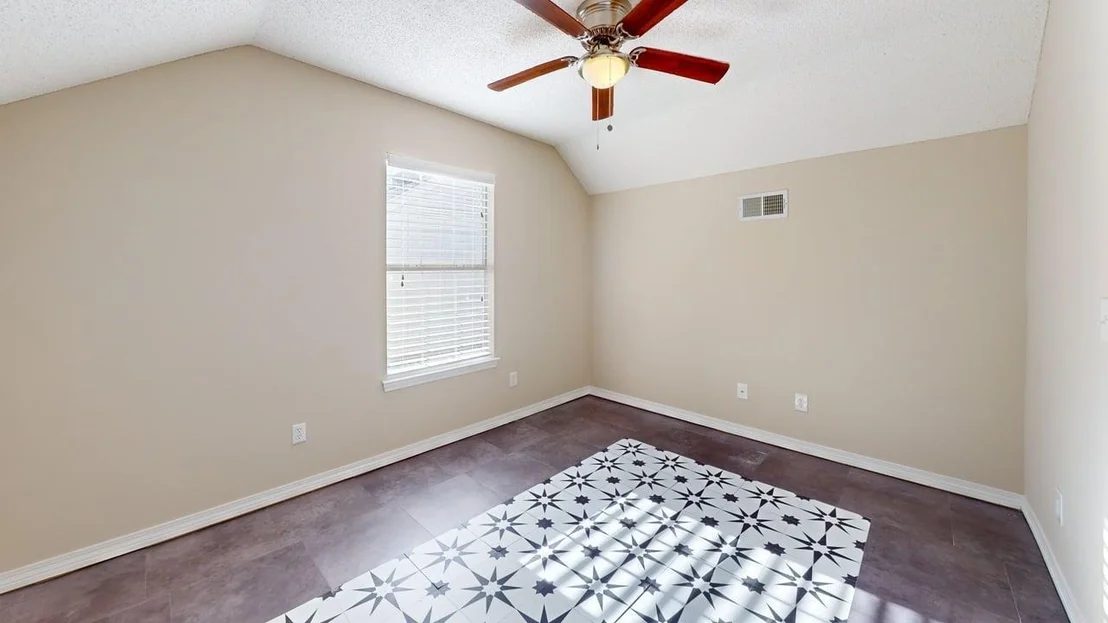 Photo of 855 Mande Court