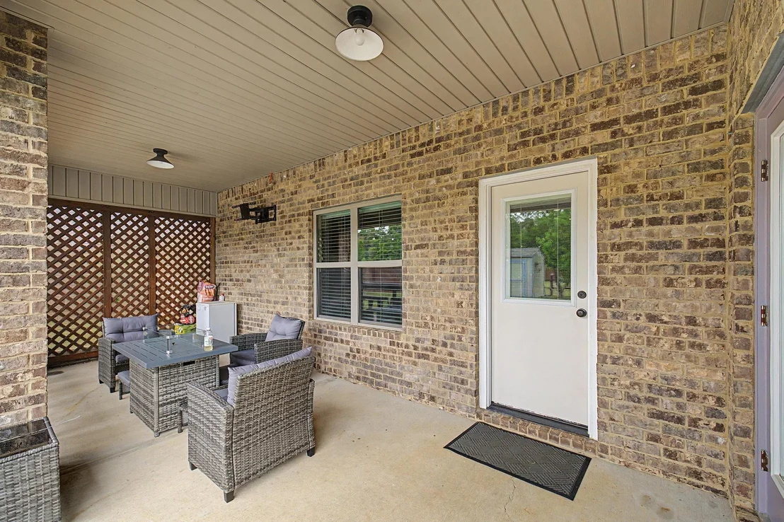 Photo of 9177 Iron Gate Boulevard