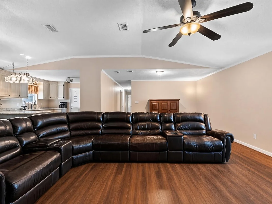 Photo of 9651 Sunnybrook Drive