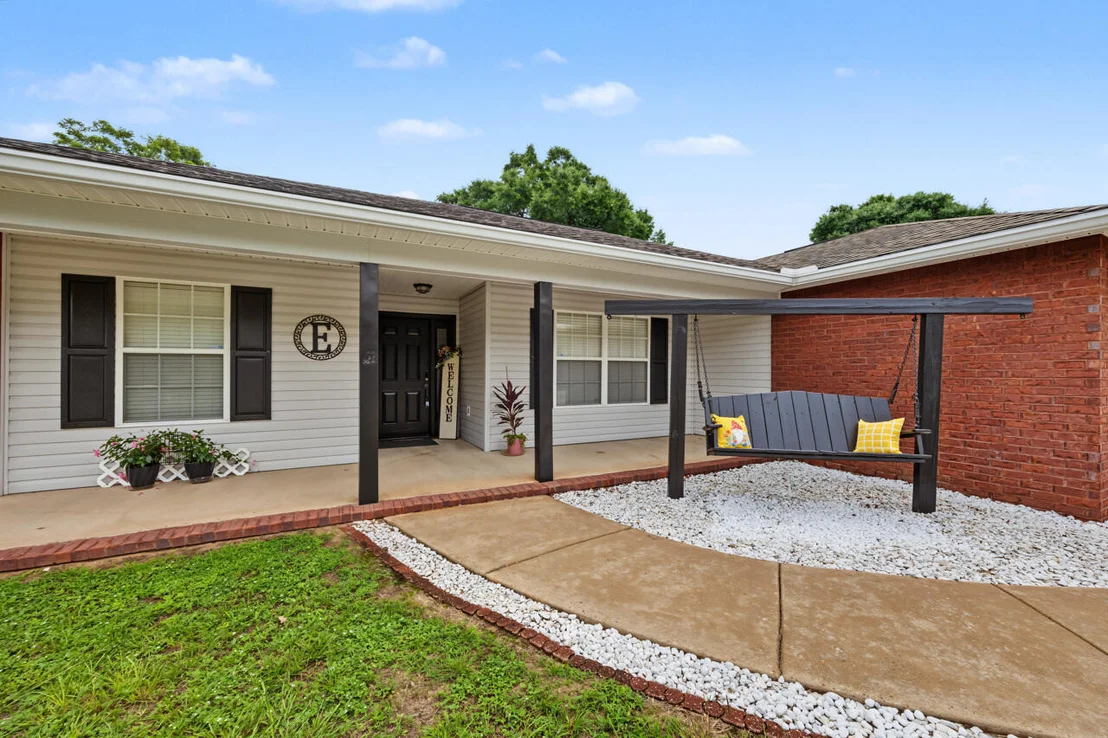 Photo of 6107 Old Hickory Road