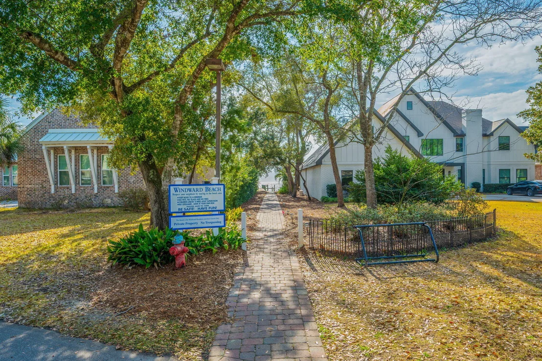 Photo of 1395 Windward Lane