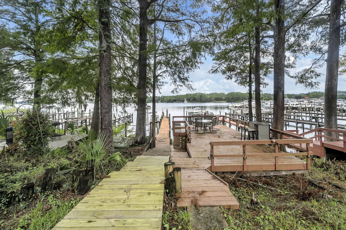 Photo of 204 Regatta Drive