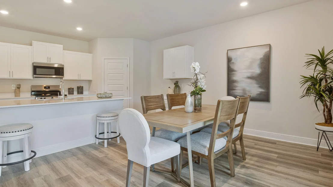 Photo of 5339 Macarthur Drive