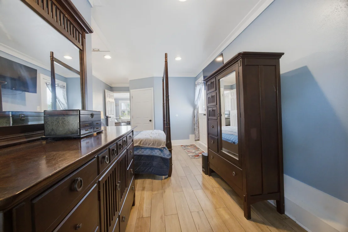 Photo of 325 Echo Circle