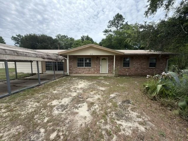 Photo of 516 Forrest Court