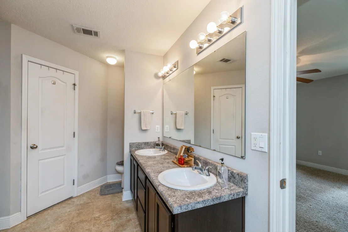 Photo of 6229 Flash Lane