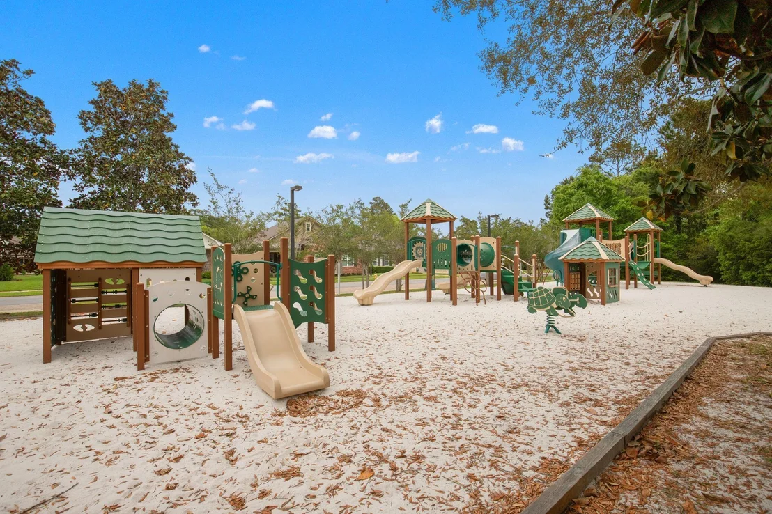 Photo of 140 Pintail Boulevard