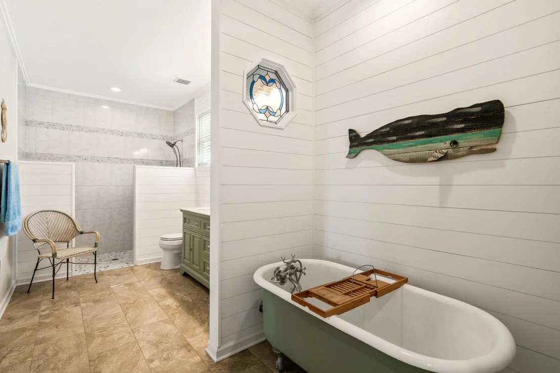 Photo of 528 Bay Grove Road