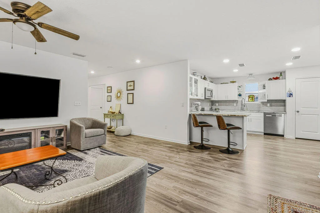 Photo of 672 Squirrel Road