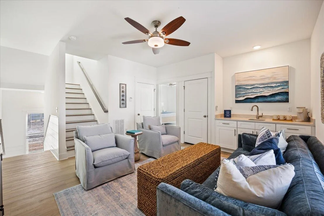 Photo of 120 Charming Way