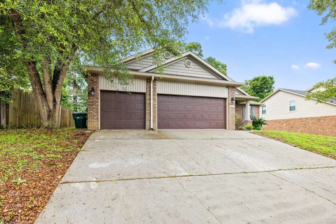Photo of 3013 Crown Creek Circle