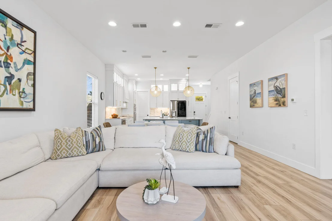 Photo of 7028 Thomas Drive