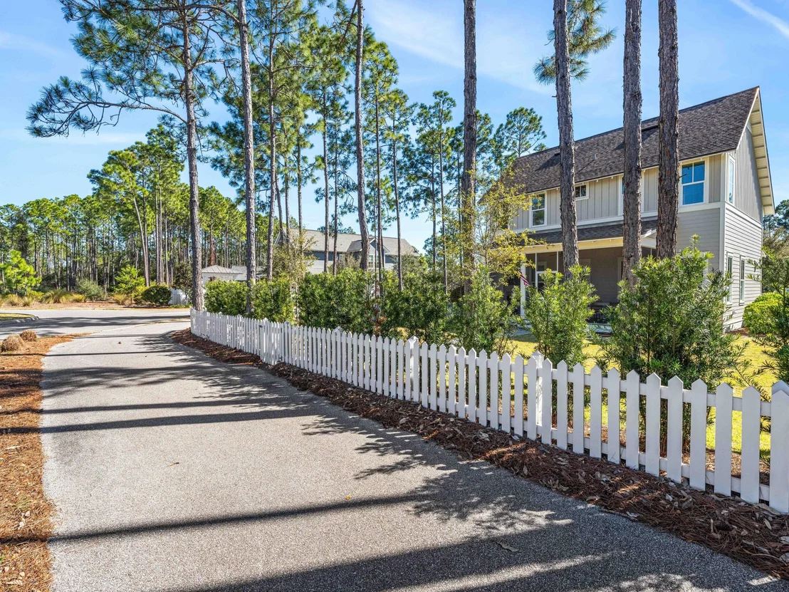 Photo of 16 Cannonball Lane