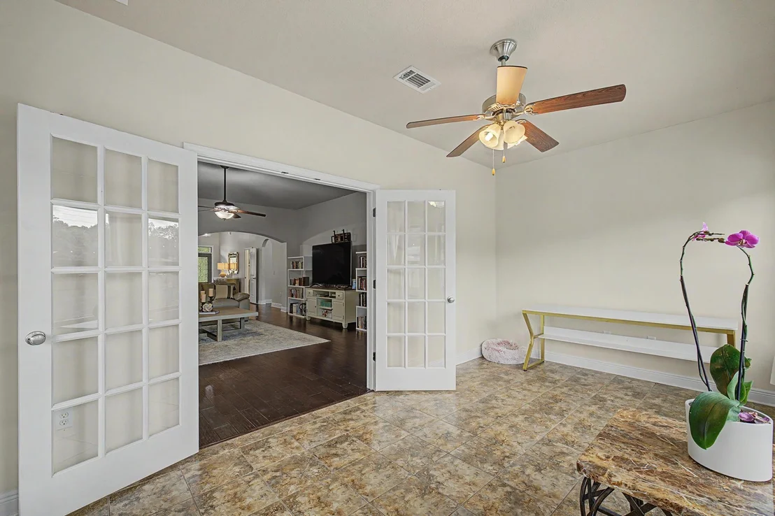 Photo of 9177 Iron Gate Boulevard