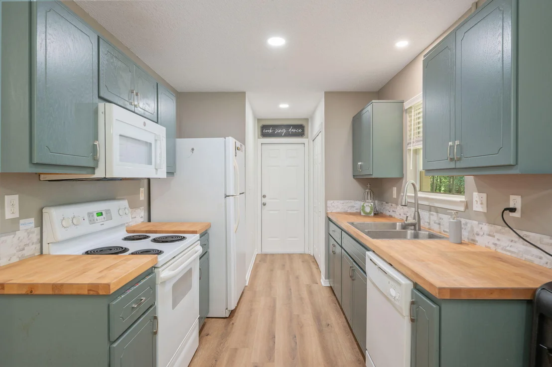 Photo of 114 Jeff Drive