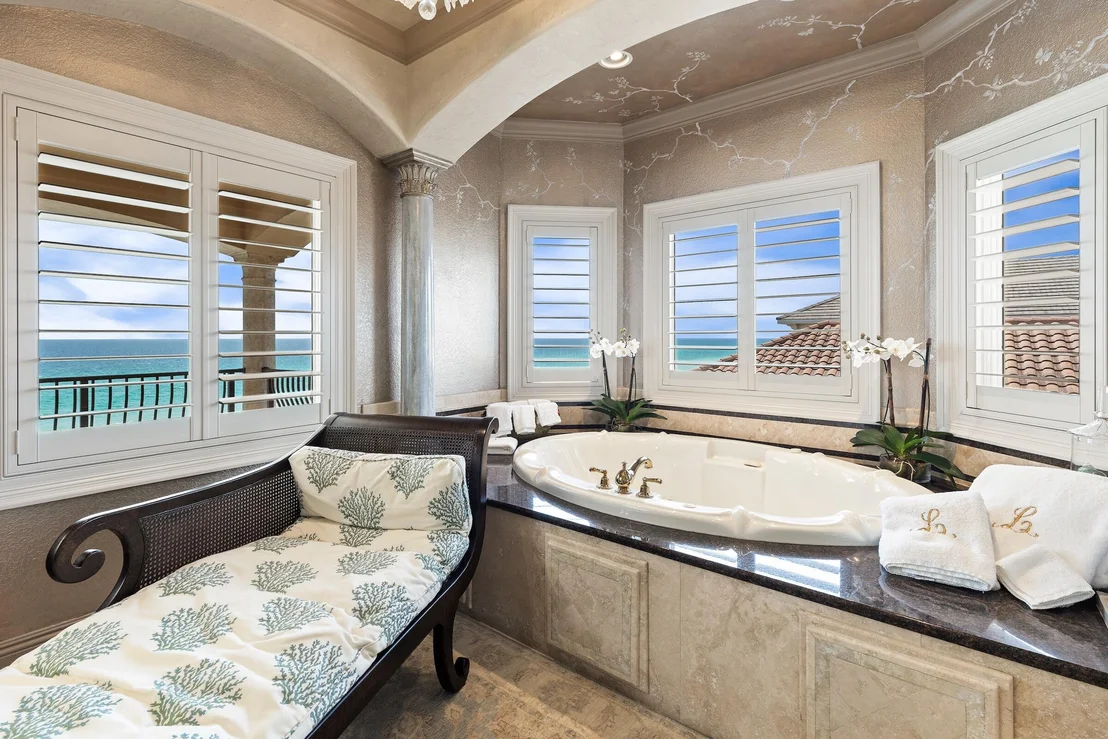 Photo of 4772 Ocean Boulevard
