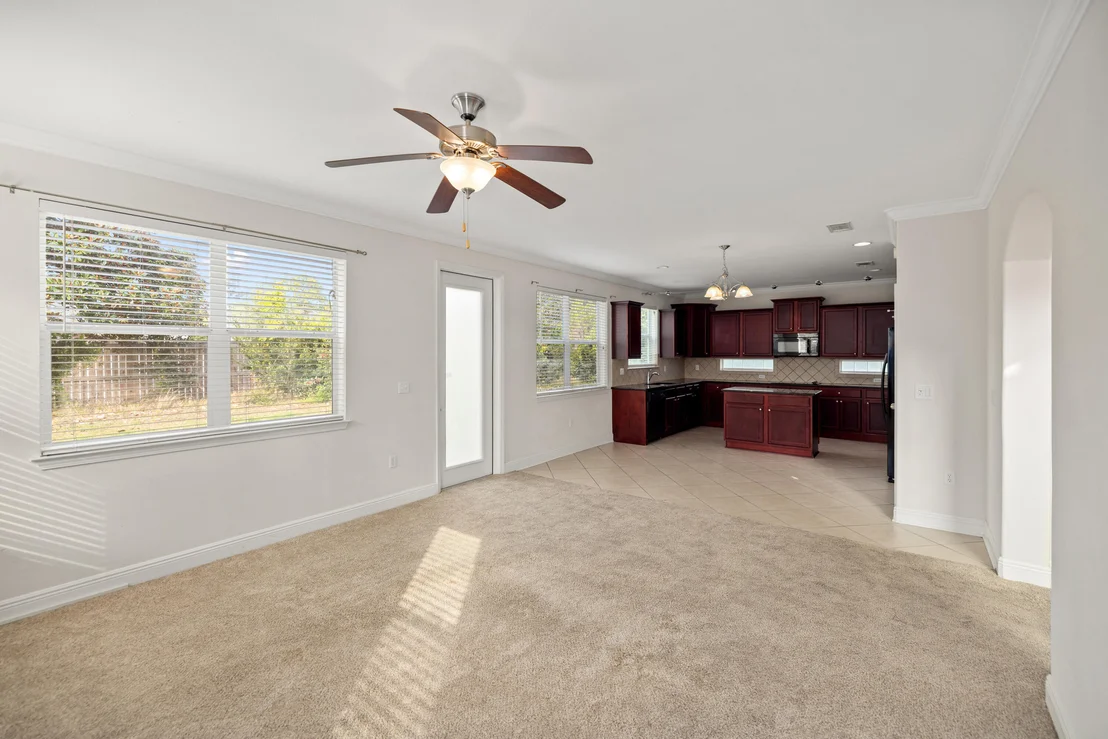 Photo of 876 Solimar Way