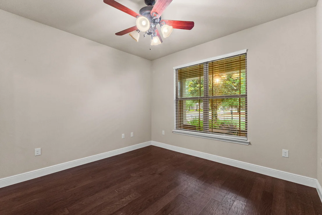 Photo of 48 Madiera Drive