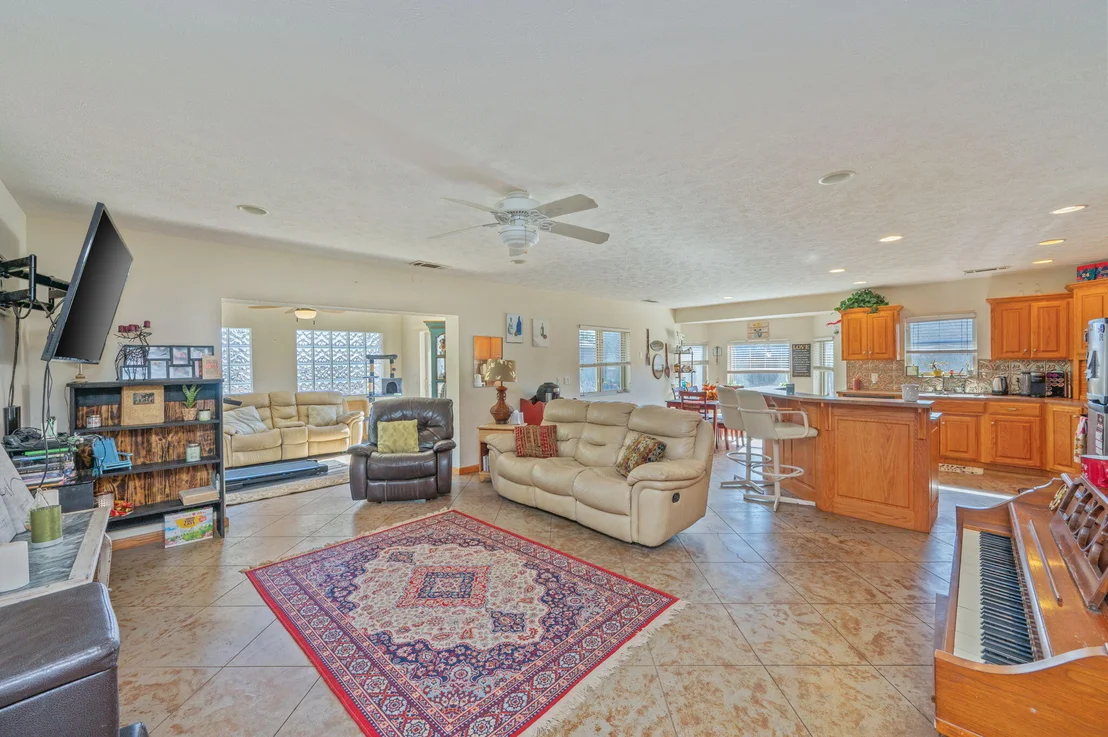 Photo of 2524 Lincoln Road