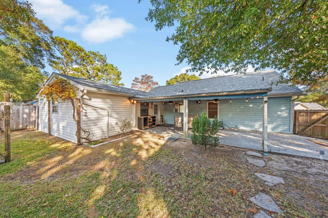Photo of 144 Oak Terrace Drive