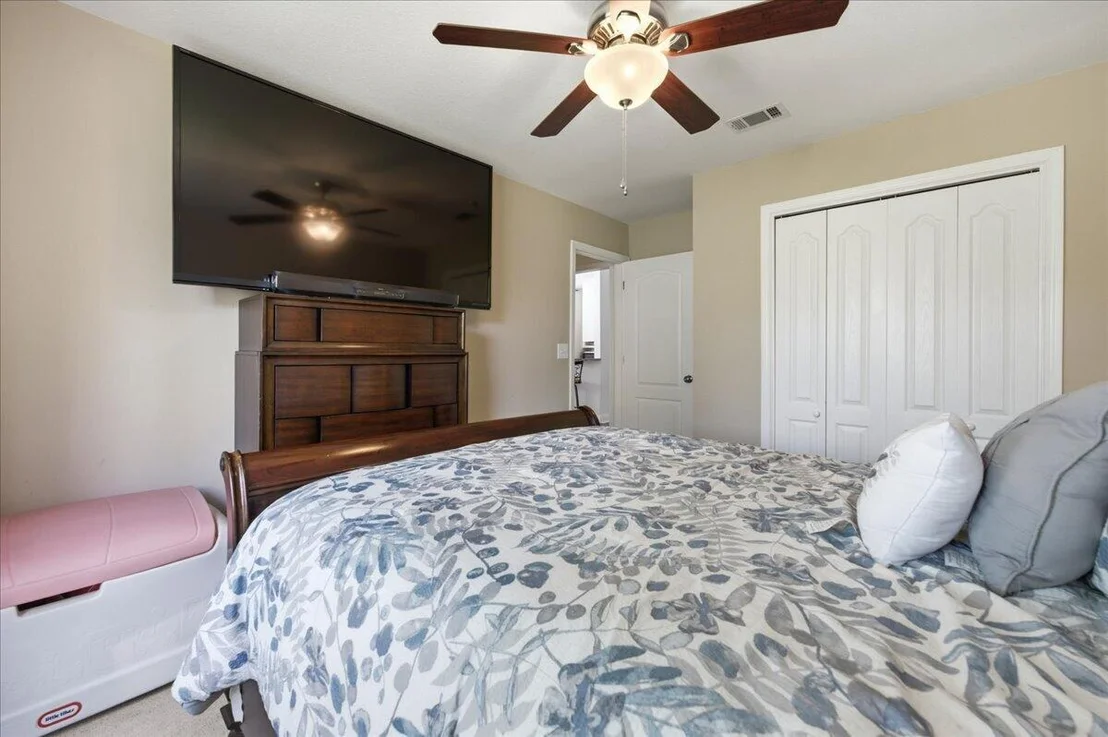 Photo of 4034 Bond Circle