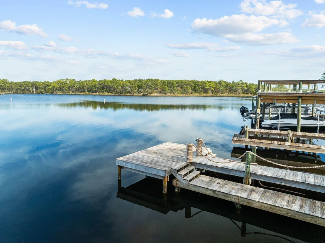 Photo of 42 Grande Pointe Circle