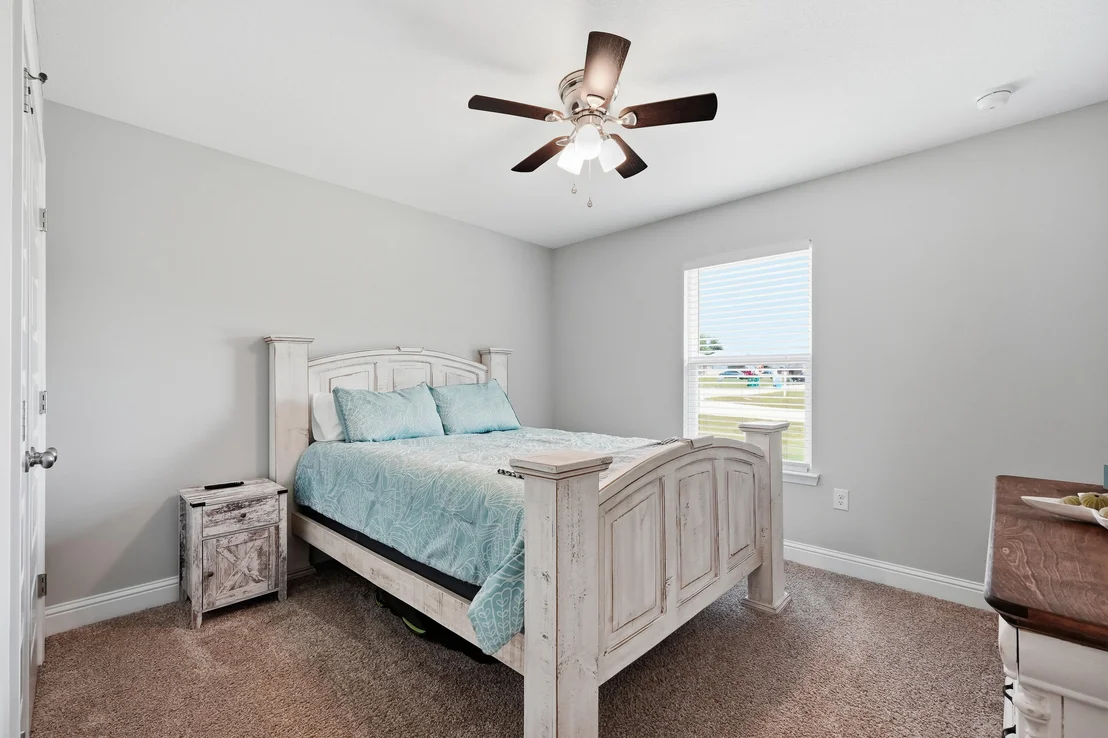 Photo of 5302 Moore Loop
