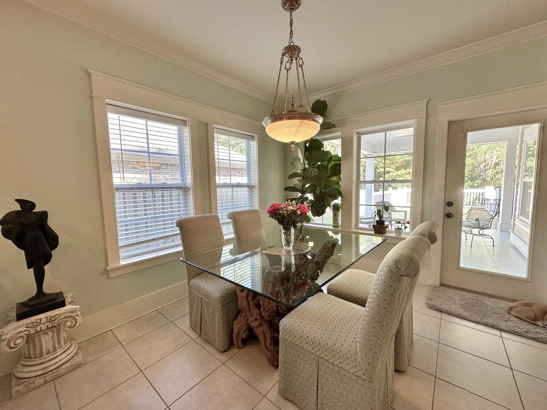 Photo of 786 Symphony Way