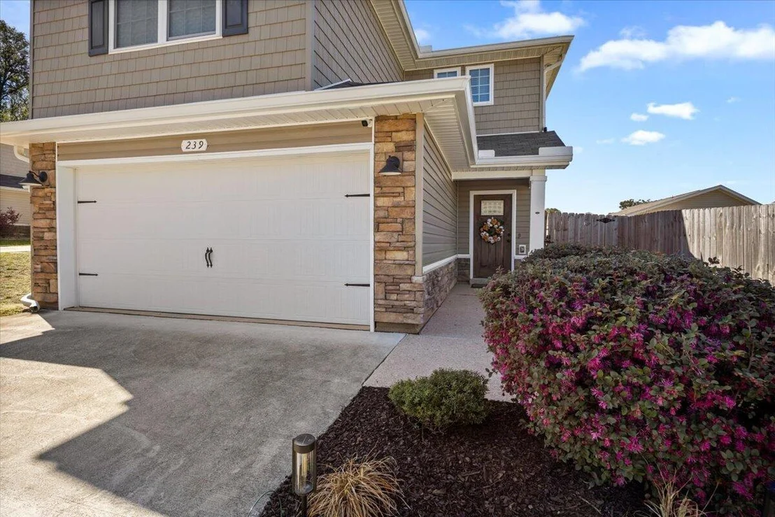 Photo of 239 Wainwright Drive