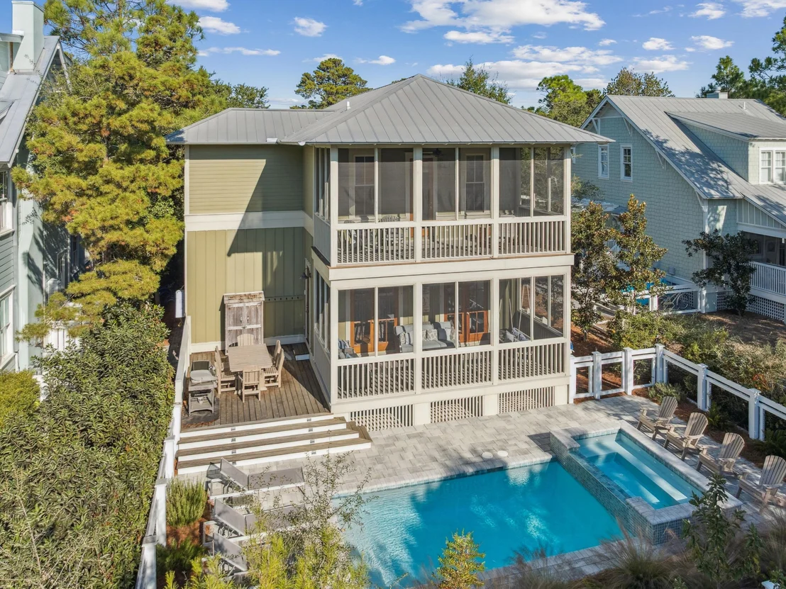 Photo of 384 Red Cedar Way