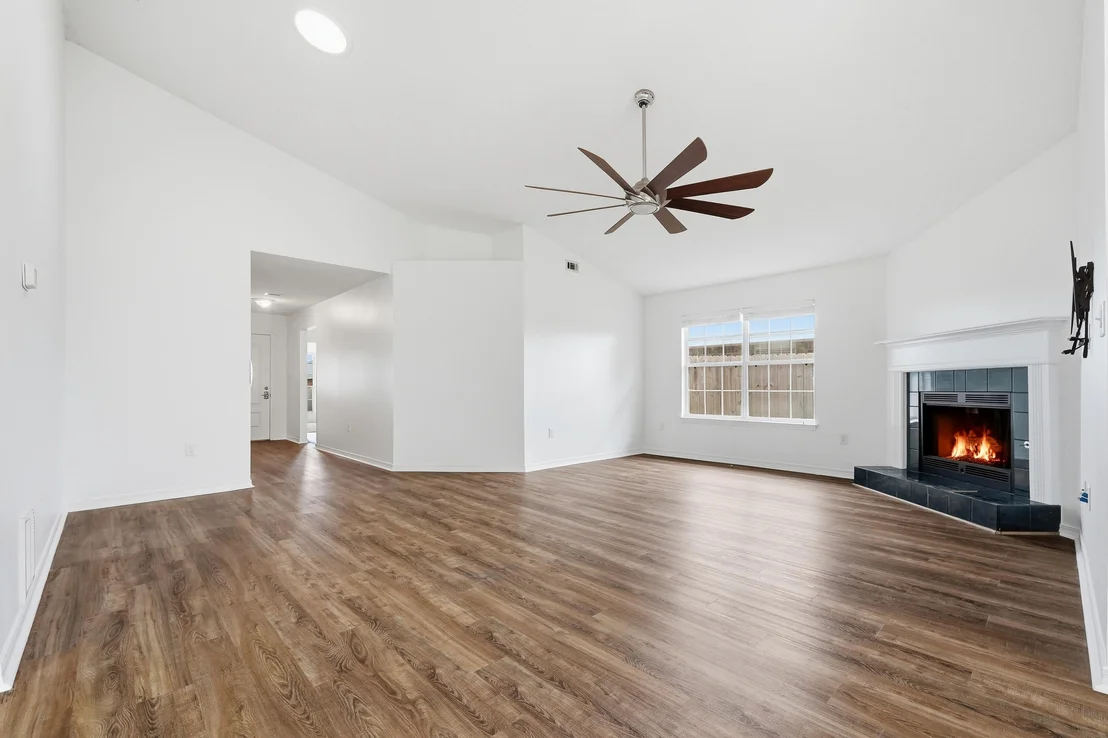 Photo of 4643 Sunsail Circle
