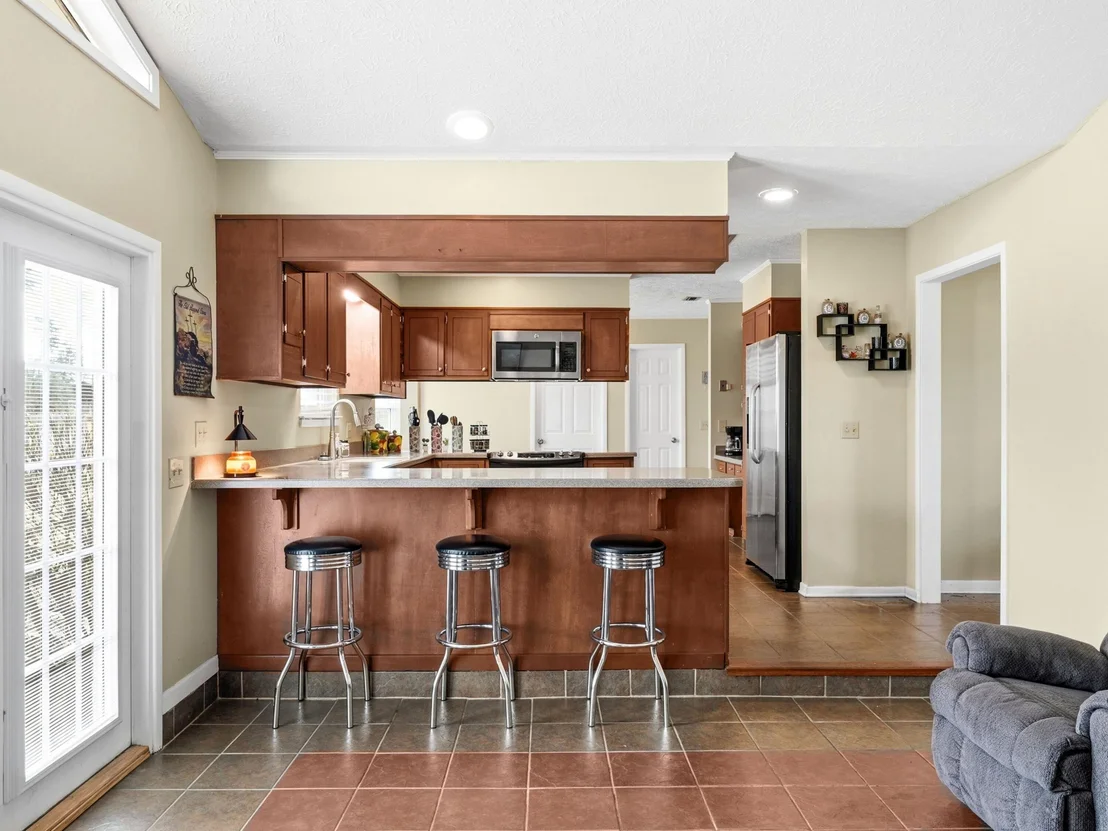 Photo of 4326 Pine Tree Lane