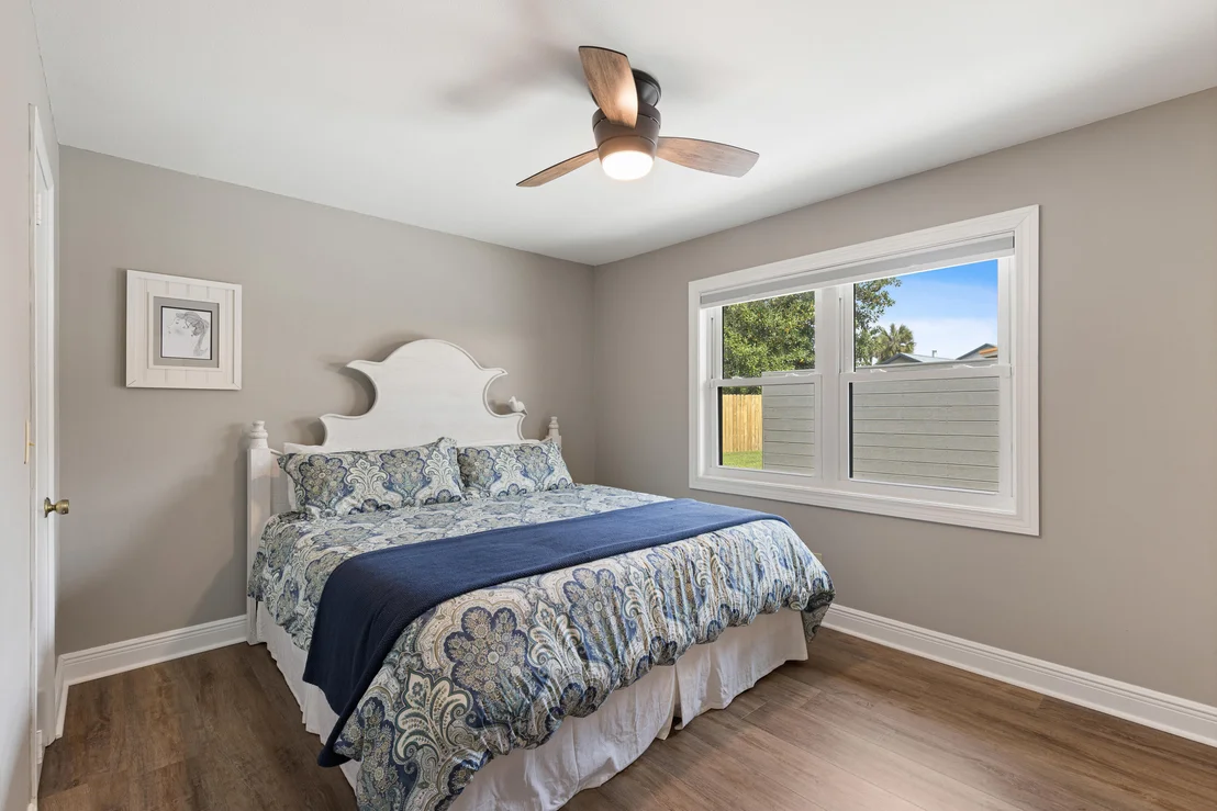 Photo of 804 Mars Street