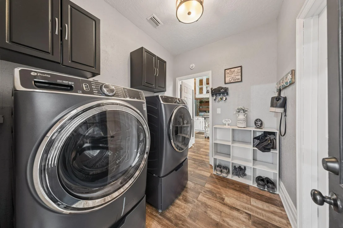 Photo of 11 Hampton Circle