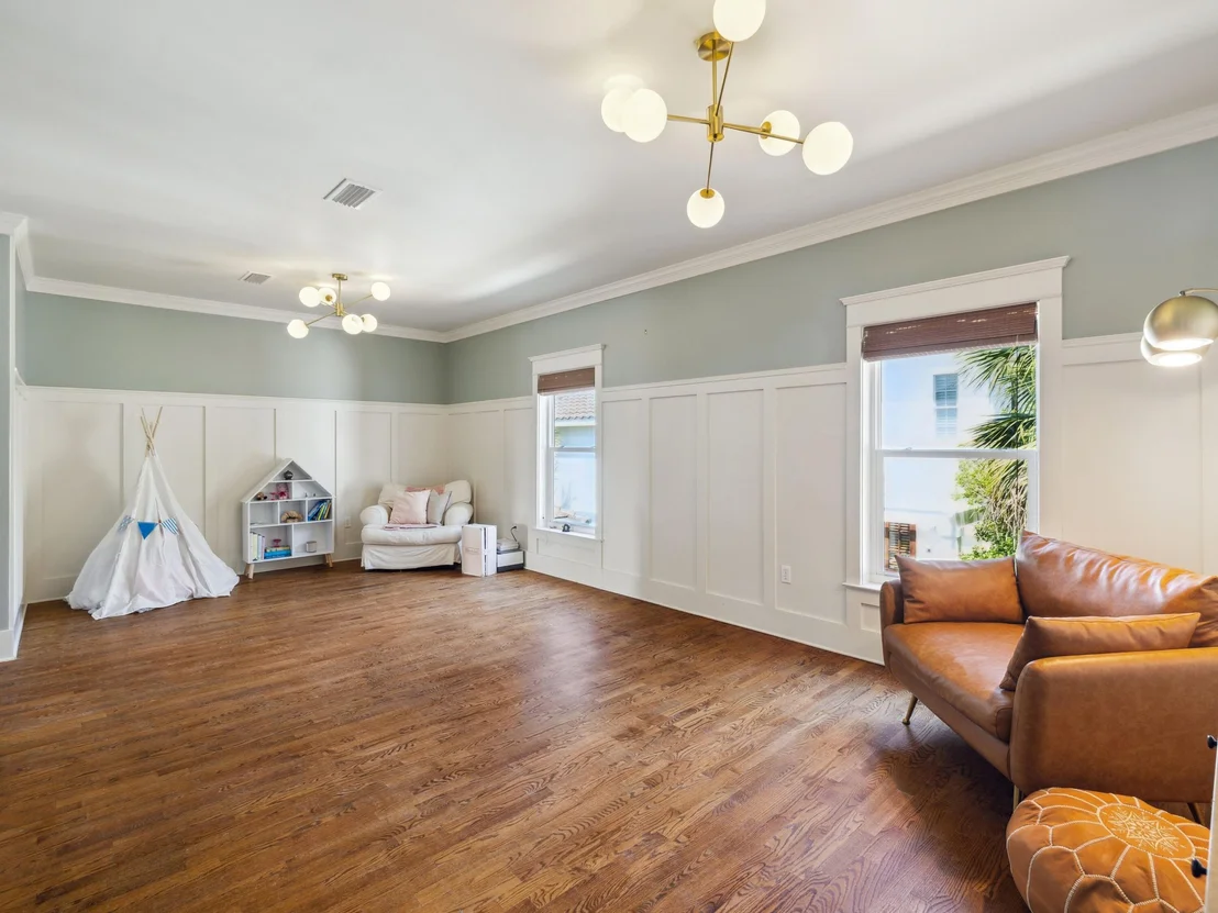 Photo of 38 White Cliffs Boulevard