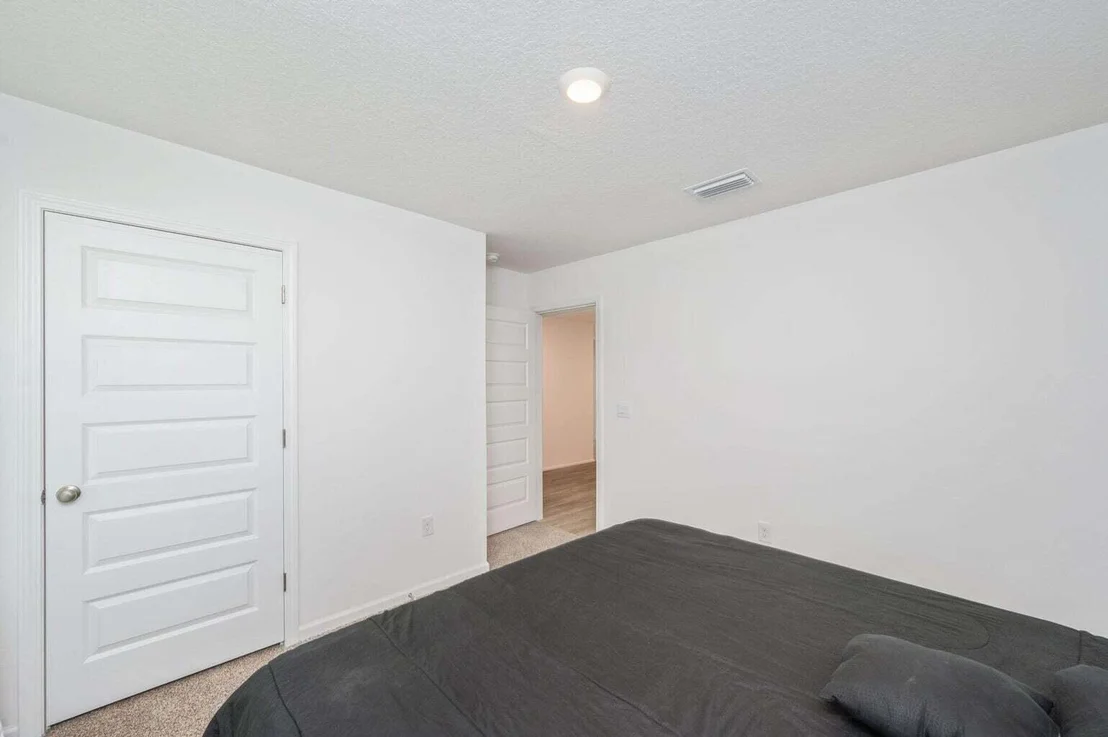 Photo of 103 Riverwalk Circle