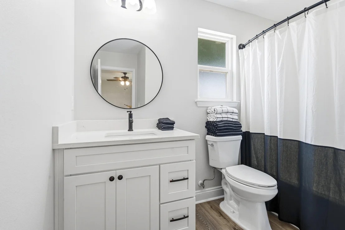 Photo of 5370 Highview Drive