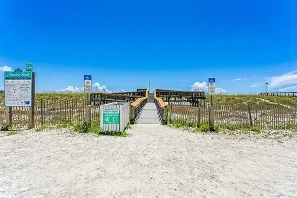 Photo of 7777 White Sands Boulevard