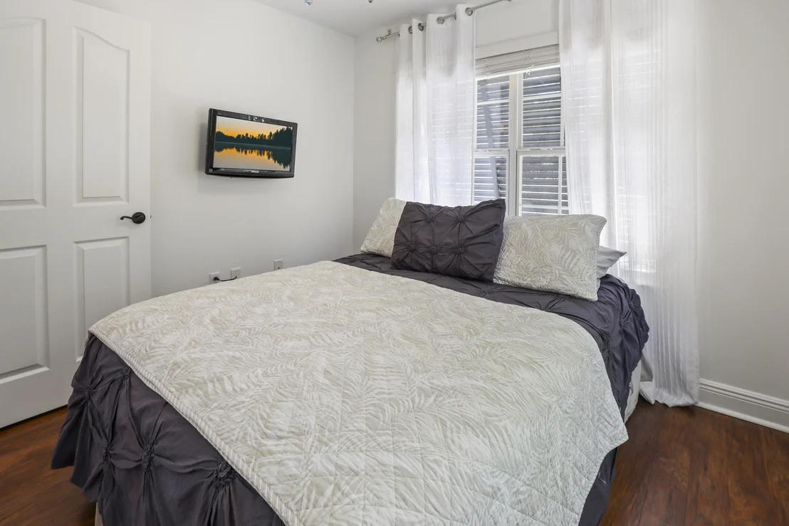 Photo of 159 Beacon Point Drive