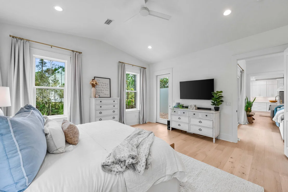 Photo of 489 Hideaway Circle