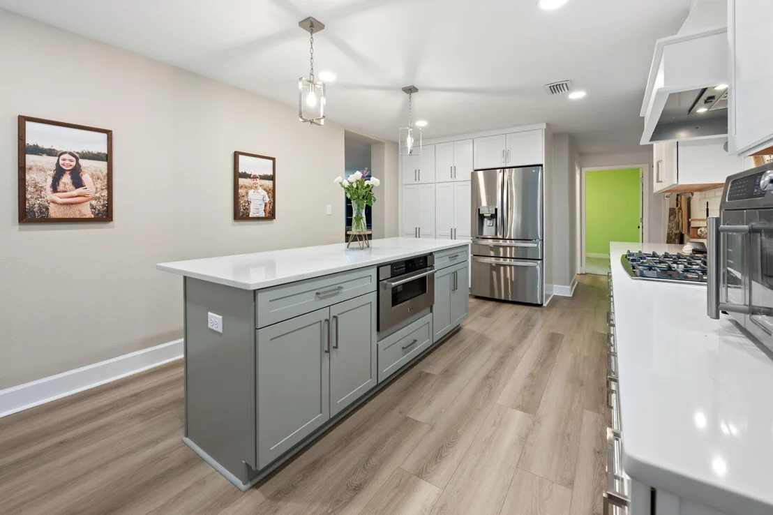 Photo of 255 Edge Avenue