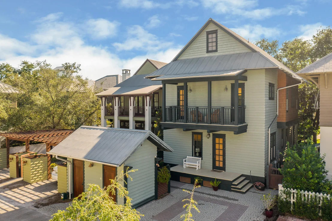 Photo of 220 Wiggle Lane
